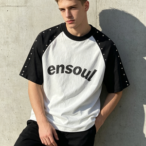<span class=keywords><strong>T</strong></span>-<span class=keywords><strong>Shirt</strong></span> Personalizzata 100% Cotone con Maniche Raglan, Stampa Logo <span class=keywords><strong>Vintage</strong></span> Effetto Screpolato con Borchie Metalliche, Oversize Streetwear Casual OEM - Product Image 3