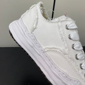 Chaussures de sport rétro personnalisées de luxe pour hommes et femmes, en toile décontractée, MMY, lacets, respirantes, simples, blanches, pour la marche - Product Image 5