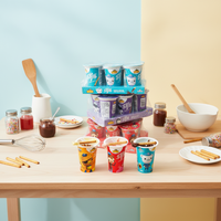 Vente en gros de gâteaux Ladyfingers personnalisés pour enfants, en forme de jouets, avec sauce chocolatée et texture croustillante, en boîte
