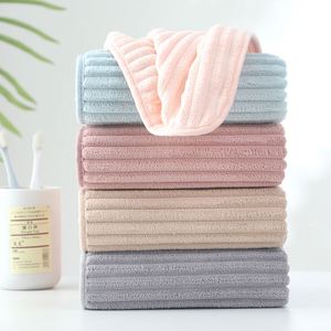 Serviette de bain en polaire personnalisée, antibactérienne, séchage rapide, tissée, grande taille, couleur unie, pour la maison, le spa, la plage, l'hôtel, pour adultes - Product Image 2