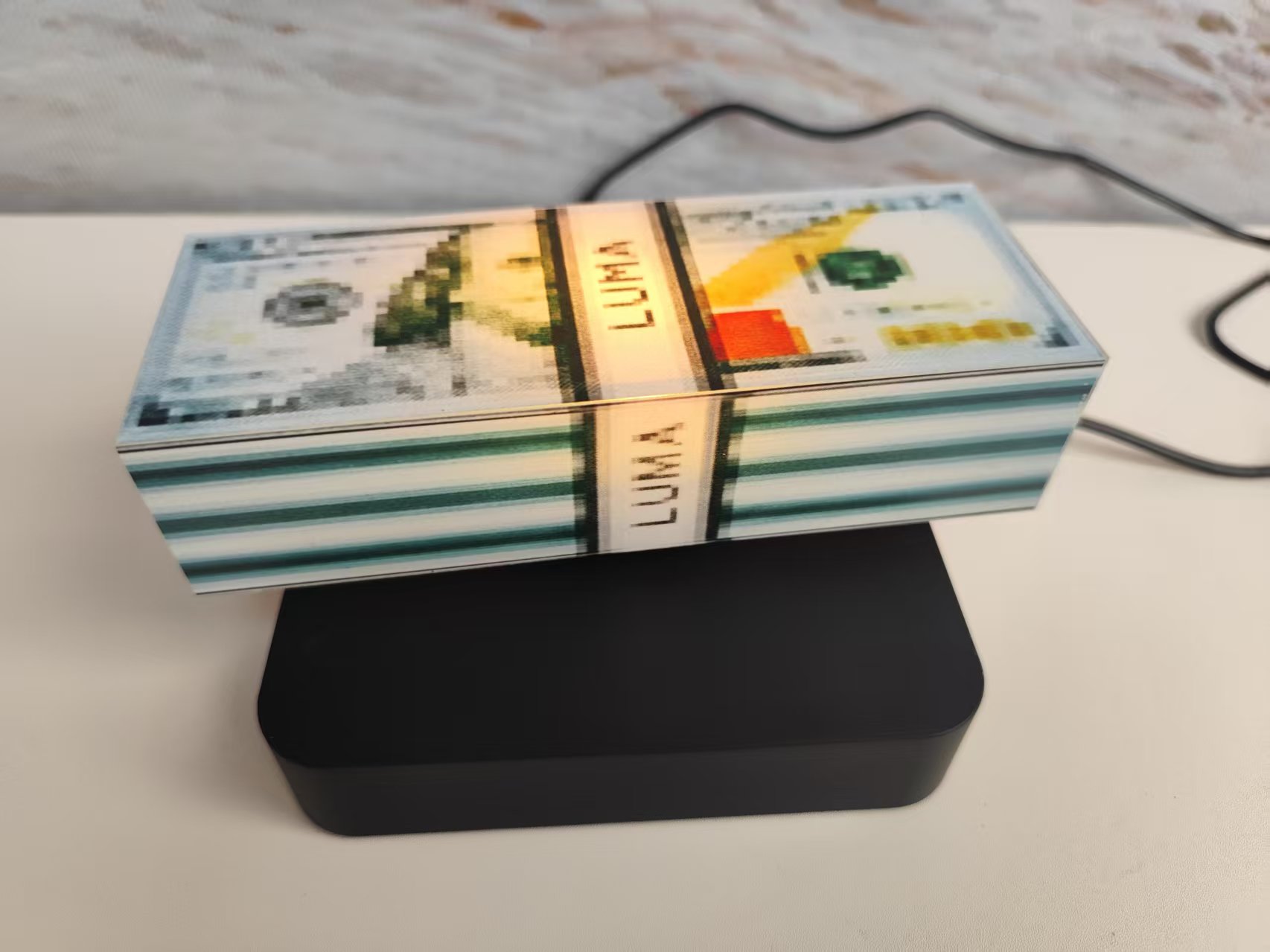 สแควร์ ลูม่า