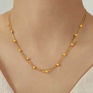 Collana alla Moda con Catena a Serpente Placcata Oro e Stile Floreale, Versatile e Unica, con Pietra Naturale per Donna - Product Image 3