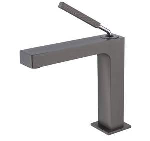 Robinet de lavabo chromé contemporain à levier unique, haute visibilité, en promotion - Product Image 1