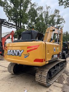 Excavatrice sur chenilles d'occasion Sany SY135C bon marché, 13 tonnes, modèle 2021, avec moteur Mitsubishi, pompe à engrenages, à Shanghai, Chine - Product Image 5