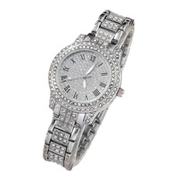 Montre à Quartz Femme de Luxe la Plus Vendue Bracelet Entièrement Diamanté Boîtier en Alliage Chiffres Romains Style Décontracté Diamètre du Cadran 32mm Hangzhou