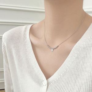 Collier Dylam Dainty Jewelry en argent sterling plaqué rhodium avec chaîne à maillons et pendentif visage souriant pour cadeaux et usage quotidien féminin - Product Image 2