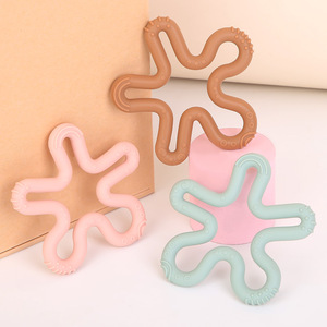Usine doux sûr sensoriel autisme dentition jouets à mâcher Silicone bébé corail boule de dentition pour bébés - Product Image 2