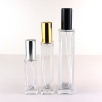 Vente en gros de flacons de parfum en verre transparent rectangulaires avec vaporisateur fin à brume, 30 ml, 50 ml, 100 ml, avec bouchon argenté, doré ou noir