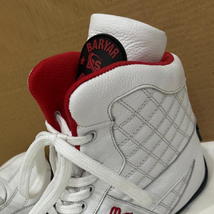 รองเท้ากีฬาผู้ชายแบบกำหนดเอง OEM สำหรับฤดูร้อนและฤดูหนาว รองเท้าชกมวยแบบกำหนดเองสำหรับมืออาชีพ รองเท้ากีฬาสำหรับเยาวชน - Product Image 5