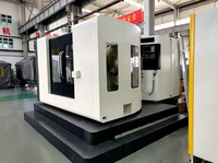 Centre d'usinage horizontal CNC 3 axes HMC630 robuste à haute rigidité avec système de refroidissement automatique et magazine d'outils pour pièces industrielles