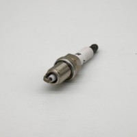 Venta al por mayor para Toyota para 4Runner para Corolla para RAV4 Celica Spark OE 90919-01217 SK16R11 coches iridio platino Bujias resistencia