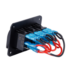 Panel de Interruptores Basculantes Marinos de 3 Puertos Carling, Personalizado con Símbolo, Impermeable, con 3 LED Azules para Auto o Barco - Product Image 4