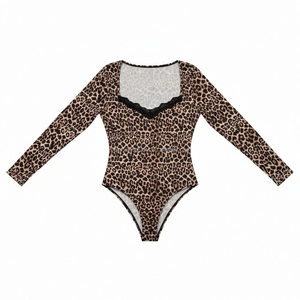 Body a maniche lunghe con stampa leopardata personalizzato OEM, sexy, scollato, con finiture in pizzo, in maglia a costine, <span class=keywords><strong>tuta</strong></span> intera da donna - Product Image 5