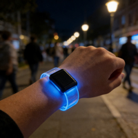 Bracelet LED Lumineux Personnalisé avec Logo, Alimenté par Piles, pour Fêtes de Noël, Événements, Cadeaux Promotionnels de Marque en Gros