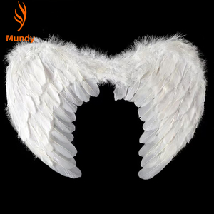 <span class=keywords><strong>Ali</strong></span> d'<span class=keywords><strong>Angelo</strong></span> in Piume Grandi Bianche, Nere e <span class=keywords><strong>Rosse</strong></span> per Decorazioni di Halloween e Feste - Product Image 5