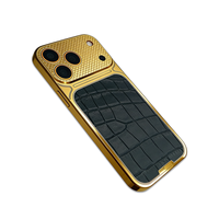 Coque de téléphone de luxe plaquée or royale britannique, plaque arrière en cuir de vache avec motifs de crocodile, boîtier de téléphone de luxe pour 17 Pro Max