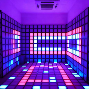 Parc de trampolines éducatif interactif immersif en plastique avec LED pour les écoles et les parcs sportifs - Product Image 3