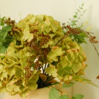 Buket bunga Hydrangea, bunga palsu sutra dengan vas keramik untuk meja Hotel rumah Mall dekoratif