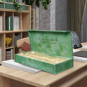 Paquete vacío <span class=keywords><strong>de</strong></span> lujo personalizado inserto <span class=keywords><strong>de</strong></span> satén verde magnético forrado caja <span class=keywords><strong>de</strong></span> <span class=keywords><strong>regalo</strong></span> embalaje con satén en el interior <span class=keywords><strong>regalo</strong></span> <span class=keywords><strong>de</strong></span> <span class=keywords><strong>boda</strong></span> <span class=keywords><strong>para</strong></span> botella <span class=keywords><strong>de</strong></span> <span class=keywords><strong>vino</strong></span> - Product Image 6