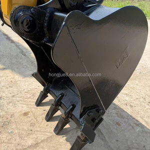 Mini-excavatrice compacte CAT303.5 3,5T neuve à 98 % (norme UE) pour travaux en espace confiné urbain, personnalisable, meilleur prix - Product Image 4
