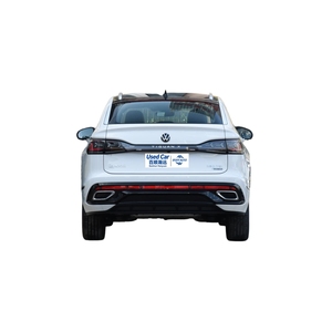 <span class=keywords><strong>2021</strong></span> pour <span class=keywords><strong>Tiguan</strong></span> X 380TSI <span class=keywords><strong>4x4</strong></span> R-Line Flagship Harman Kardon Sound IQ.Light HUD Jantes R20 SUV Essence d'occasion Gauche - Product Image 2
