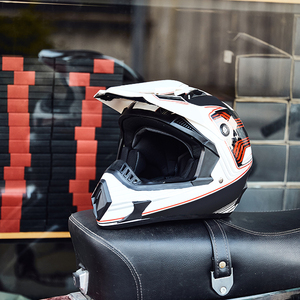 Casco de motocicleta de cara completa hecho a medida <span class=keywords><strong>2023</strong></span> HDMP, bonito diseño pequeño ABC <span class=keywords><strong>Predator</strong></span> al por mayor, Material ABS, nuevo aprobado por ECE, 2017 - Product Image 6