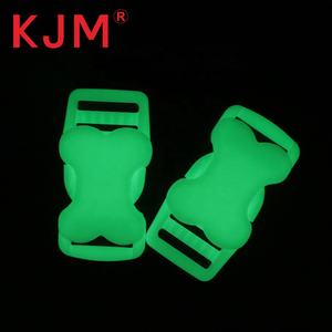 Accesorios para mascotas <span class=keywords><strong>Collar</strong></span> de perro Plástico Luminoso Fluorescente Verde Seguridad Ajustable Hebilla para mascotas - Product Image 4