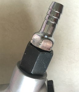 TY51A12S Pneumatico Impact Wrench 1 in. Drive <span class=keywords><strong>2</strong></span>,190 ft.lbs Massiccia potenza utilizzata in ambiente Ferrovia bulloni da 7/8 a 1-3/8 - Product Image 5