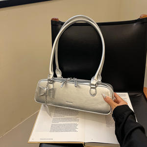 Gran oferta 2025, bolso negro brillante con decoración de lazo, bandolera de moda para mujer - Product Image 3