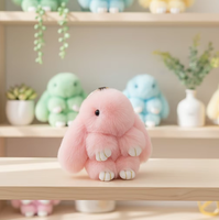 Porte-clés Lapin en Peluche Doux et Moelleux de 15 cm avec Pompon en Fausse Fourrure, Idéal pour Voiture, Sac ou comme Cadeau