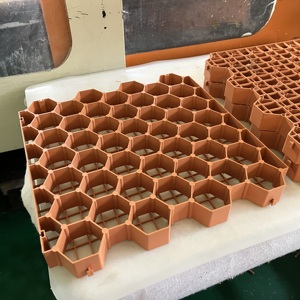 Grille de gazon en plastique HDPE pour allée, parking, <span class=keywords><strong>pelouse</strong></span> avec couleur personnalisée - Product Image 1