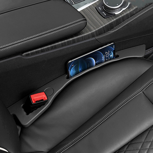 Bouchon de remplissage latéral de siège de voiture portable multifonctionnel avec fente de rangement - Product Image 5