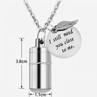 Collier commémoratif luxueux et moderne en acier inoxydable pour animaux de compagnie, pendentif urne cylindrique ailes d'ange argentées, résistant à l'eau, réutilisable