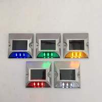 Borne routière LED solaire étanche pour extérieur, réfléchissante
