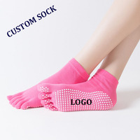Chaussettes de Pilates colorées à coupe basse pour femmes Chaussettes de yoga à 5 orteils et doigts Chaussettes de yoga antidérapantes pour la vente en gros
