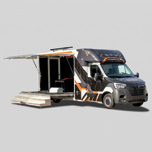 Camionnette mobile blanche pour la livraison d'aliments surgelés, idéale pour la restauration de rue et les cuisines mobiles - Product Image 1
