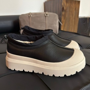 Mocassins en cuir véritable chauds pour l'hiver et l'automne, bottes de neige avec doublure en cuir véritable, respirantes, design luxueux en une seule pièce pour les couples - Product Image 1