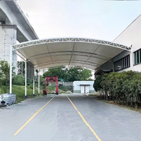 Cochera Impermeable con Estructura de Acero y Membrana para Autos, Estaciones de Carga de Vehículos Eléctricos, Garajes, Escuelas, Hoteles, Ecológica