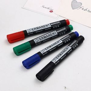 Good Quality 30 Colors Plastic Color <b>Box</b> Black Ink Medium Tip Permanent Marker <b>Pens</b> Quick Dry for School Office Painting - Product Image 1