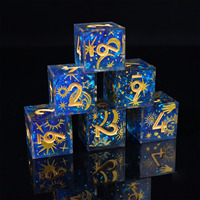 Dés en résine à bords vifs personnalisés D6 faits à la main, thème Céleste Soleil Lune Étoile pour jeux de table RPG, Donjons et Dragons L8-D6