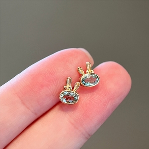 Xinfly Au750 Joyería Fina Diaria Clásica, Pendientes de Oro Puro de 18k con Turmalina Verde Menta en Forma de Conejo con Lazo, Lindos Pendientes de Animales - Product Image 3