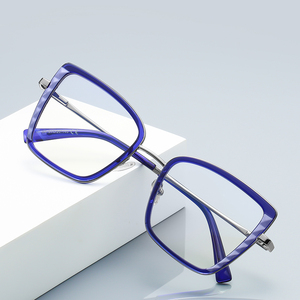 Nuovissimi <span class=keywords><strong>occhiali</strong></span> Tr90 montature <span class=keywords><strong>occhiali</strong></span> <span class=keywords><strong>da</strong></span> <span class=keywords><strong>ragazza</strong></span> alla moda moda <span class=keywords><strong>occhiali</strong></span> <span class=keywords><strong>da</strong></span> <span class=keywords><strong>vista</strong></span> blu luce che blocca <span class=keywords><strong>occhiali</strong></span> <span class=keywords><strong>da</strong></span> <span class=keywords><strong>vista</strong></span> - Product Image 2