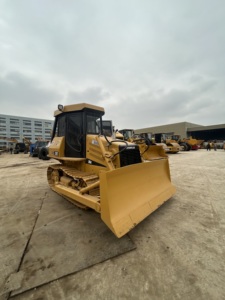 Mini-bulldozer sur chenilles d'occasion CAT D5K, machine polyvalente pour le déblaiement de fossés et les travaux miniers de petite envergure - Product Image 3