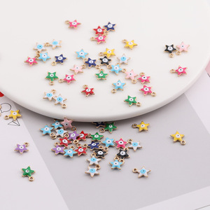 Colgante de aleación Estrella Ojo Turco, Fornituras de joyería DIY para la fabricación de pulseras y collares, Accesorios multicolor de tamaño pequeño - Product Image 1