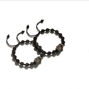 Bracelets <span class=keywords><strong>Pixiu</strong></span> en cristal d'<span class=keywords><strong>obsidienne</strong></span> noire naturelle Bracelet <span class=keywords><strong>Pixiu</strong></span> en cristal de quartz fraise rouge pour les amoureux - Product Image 3