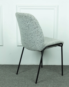 Chaise de salle à manger <span class=keywords><strong>scandinave</strong></span> moderne <span class=keywords><strong>et</strong></span> élégante en <span class=keywords><strong>blanc</strong></span>, gris doré, beige <span class=keywords><strong>et</strong></span> <span class=keywords><strong>noir</strong></span>-Meubles de maison avec design en <span class=keywords><strong>tissu</strong></span> - Product Image 4