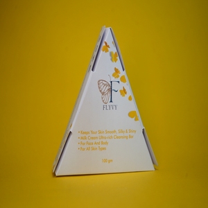 Savon hydratant au lait et au beurre de karité pour une peau nourrie, hydratation profonde, douceur, lissage, doux pour une utilisation quotidienne et pour les peaux sensibles - Product Image 2