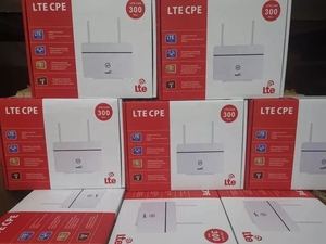 Qitai Factory RS860 Malasia Módem 4G modificado Ranura <span class=keywords><strong>para</strong></span> tarjeta <span class=keywords><strong>SIM</strong></span> <span class=keywords><strong>Datos</strong></span> <span class=keywords><strong>ilimitados</strong></span> Tamaño pequeño Interior 4G LTE CPE Routers WiFi baratos - Product Image 4