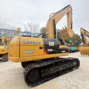 Excavadora de cadenas usada Caterpillar CAT320, modelo 2024, motor de segunda mano, en stock, origen Japón - Product Image 6
