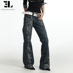 LARSURカスタムファクトリー スタッズ付きラインストーン ジュエリー フレアデニム スリムフィット ブーツカット ダメージ加工 ヴィンテージウォッシュ ツイルデニムパンツ レディース - Product Image 5